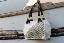 Carica l'immagine nel visualizzatore di Gallery, le malins - No 21