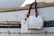 Carica l'immagine nel visualizzatore di Gallery, le malins - No 21