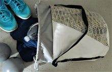 Carica l'immagine nel visualizzatore di Gallery, le malins - No 33