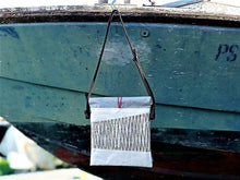 Carica l'immagine nel visualizzatore di Gallery, "Flat Bag - le malins - No 71"