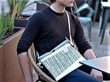 Carica l'immagine nel visualizzatore di Gallery, "Flat Bag - le malins - No 71"