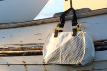 Carica l'immagine nel visualizzatore di Gallery, le malins - No 22