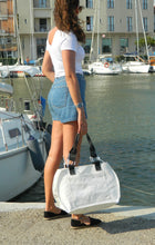 Carica l'immagine nel visualizzatore di Gallery, le malins - No 22