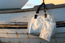 Carica l'immagine nel visualizzatore di Gallery, le malins - No 22